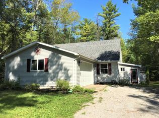 6428 Loud Dr, Oscoda, MI 48750