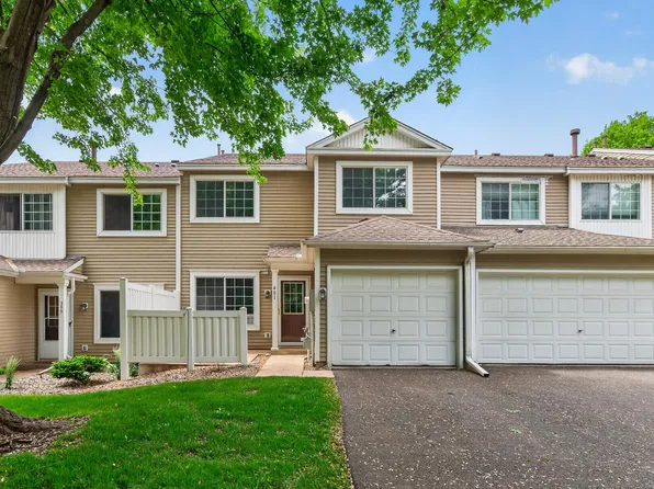 401 Leeward Trl, Woodbury, MN 55129