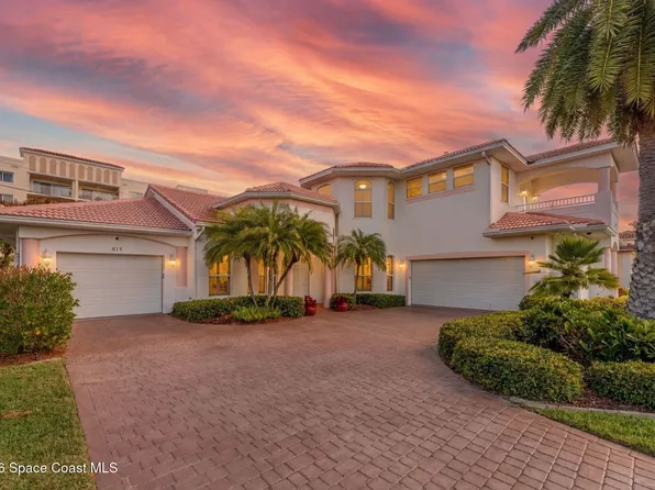 618 Manatee Bay Dr, Cape Canaveral, FL 32920