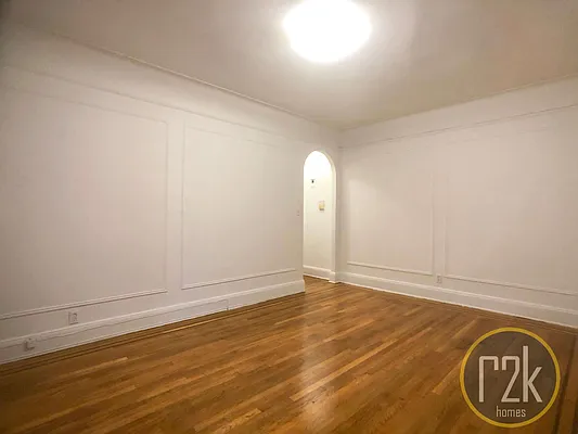 Rented by Realty 2000 Corp | media 23