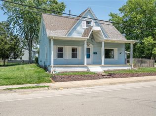 1511 Harrison Ave, Charleston, IL 61920