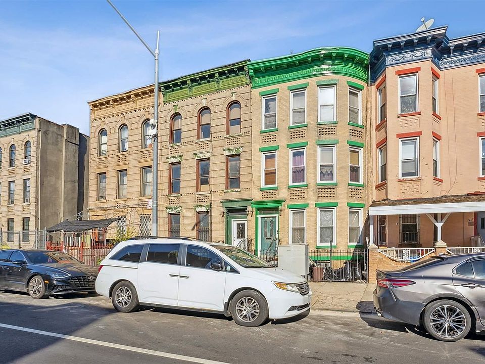 1st image of 1851 Park Place