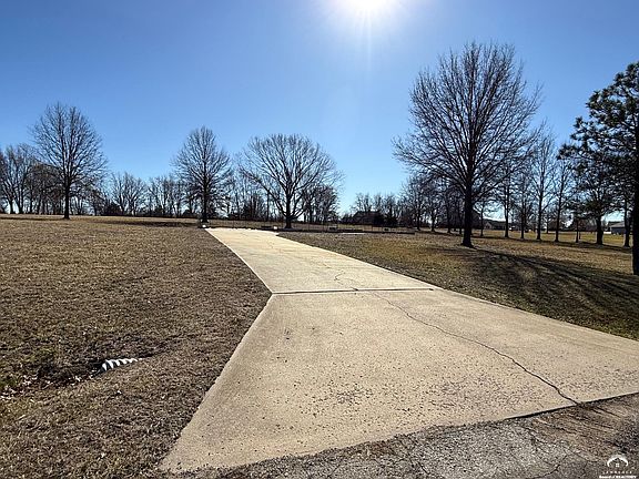 3rd image of 1122 E 1264th Rd