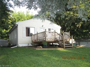 2177 Par Dr, Akron, OH 44312