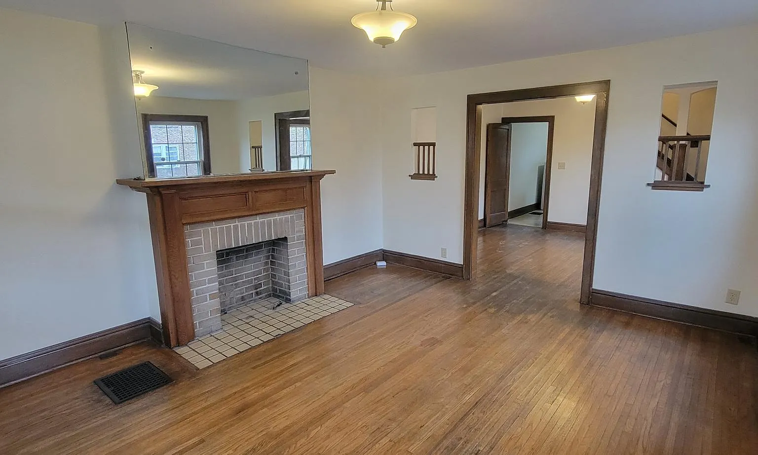 3 bed, 1170 sqft, $1,650 — Photo 4