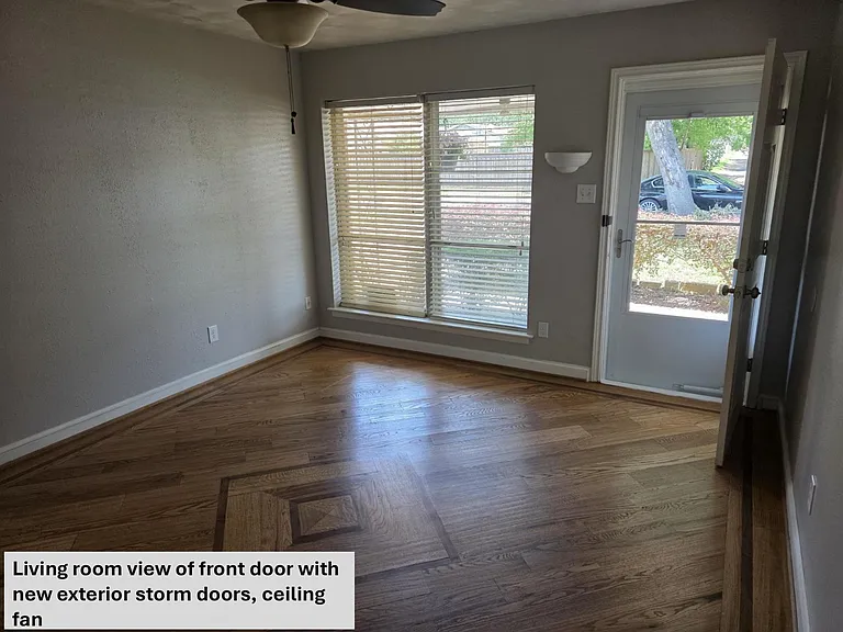 9011 Boundbrook Ave — Photo 7