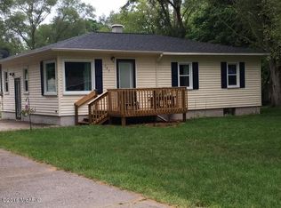 753 Ross Rd, Muskegon, MI 49441
