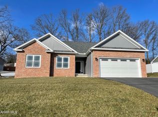 293 Brush Mountain Rd, Hollidaysburg, PA 16648
