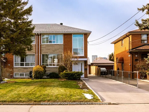 16 Martini Dr, Toronto, ON M6M 4X5