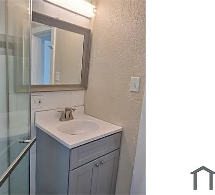 1412 F St — Photo 6