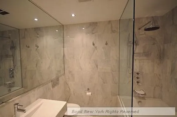 Rented by Bond New York | media 21