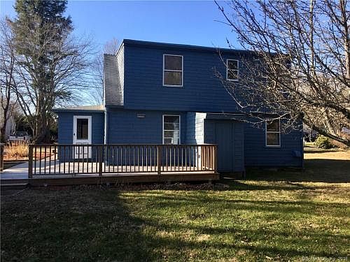 3rd image of 211 Pequotsepos Road Ext