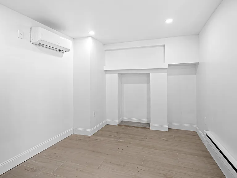 144 14th St #GROUND — Photo 8