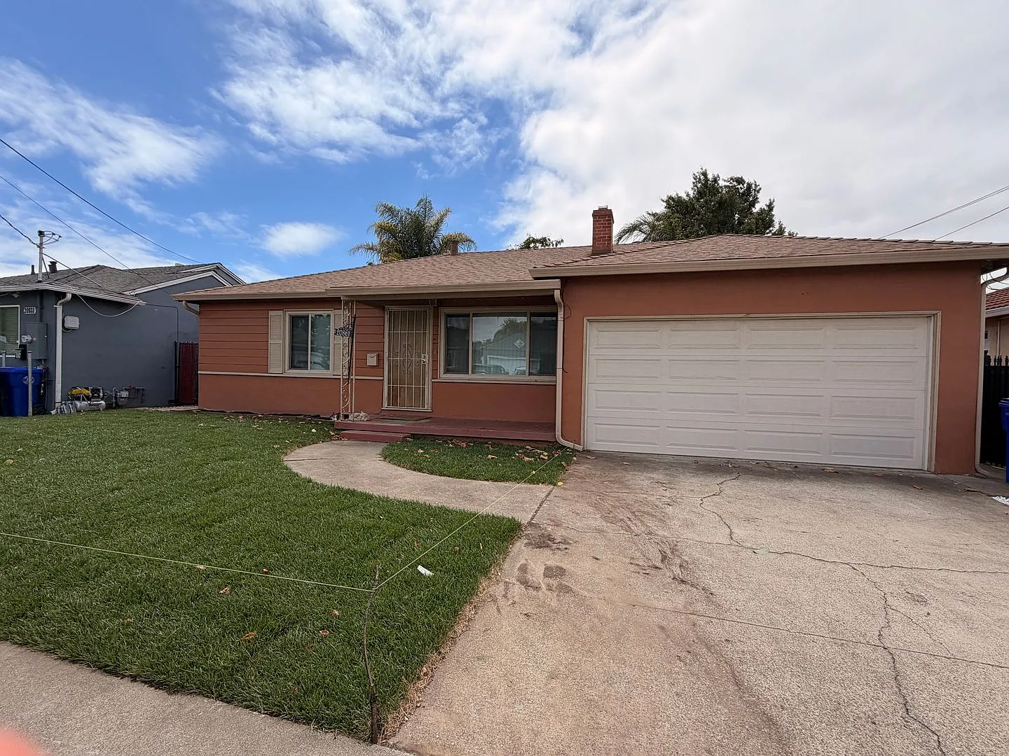 Must See! Beautiful 3 Bedroom 2 Bath Home In Hayward Ca — Photo 2