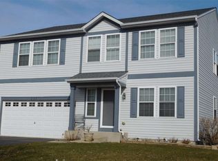 233 Ridgestone Trl, Poplar Grove, IL 61065