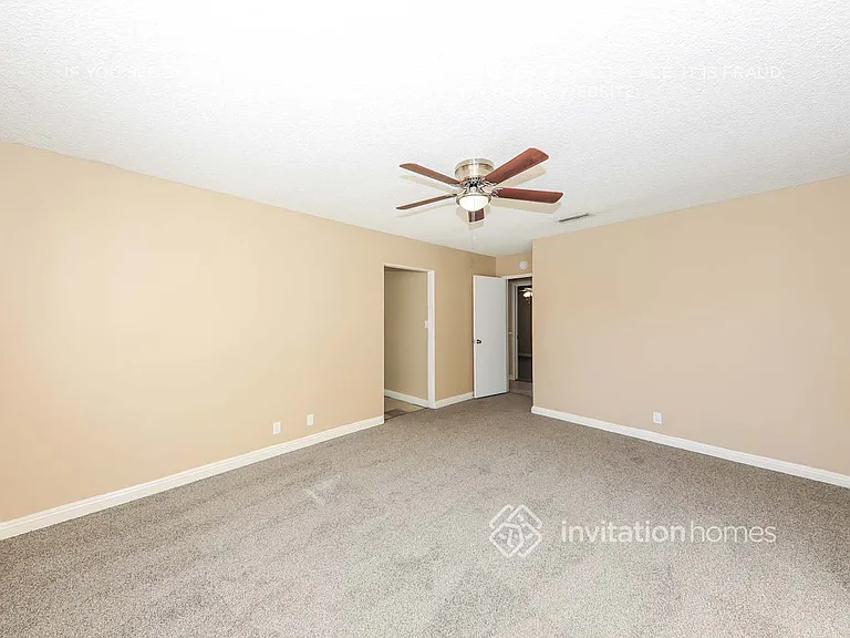 41797 Royal Palm Dr — Photo 9