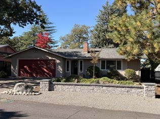 779 Twin Pines Cir, Ashland, OR 97520