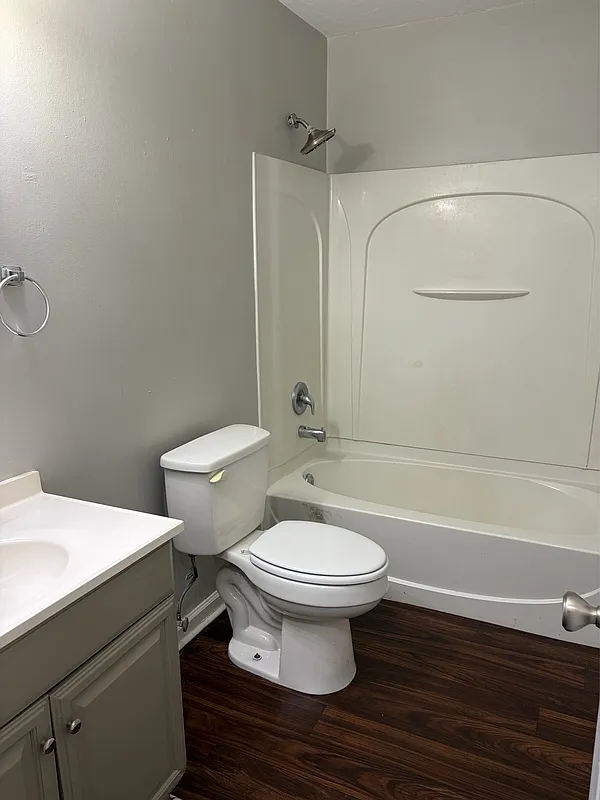 1 bed, 1.0 bath, 656 sqft, $995 — Photo 3