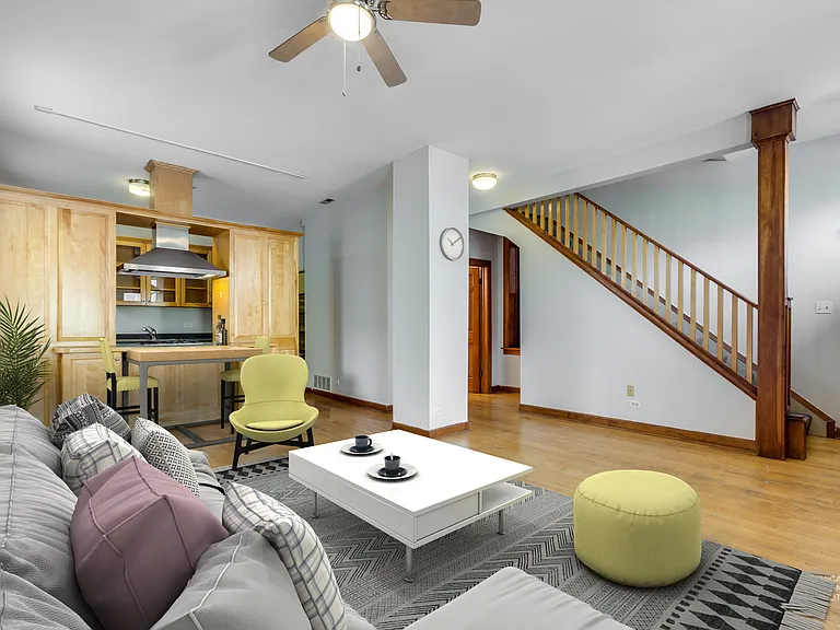 Hoyne 2028 N — Photo 10