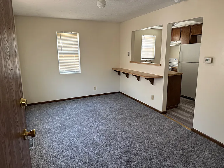815 N Adams St #1 — Photo 4