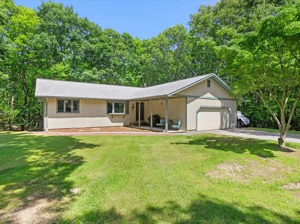 515 Williams Crossing Rd, Coventry, RI 02816
