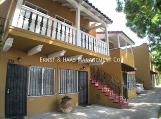 221 W 20th St, Long Beach, CA 90806