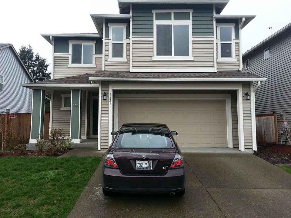1st image of 1421 177th St E