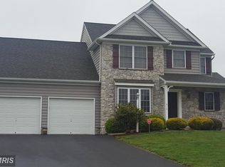 310 Riviera St, Mount Wolf, PA 17347