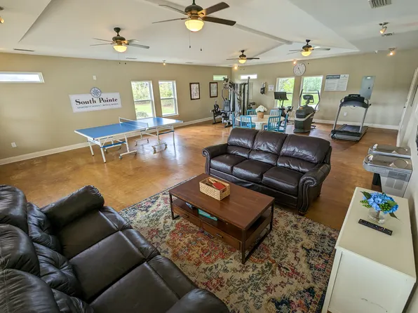 South Pointe, 679 E Michigan Ave #302, Foley, AL 36535