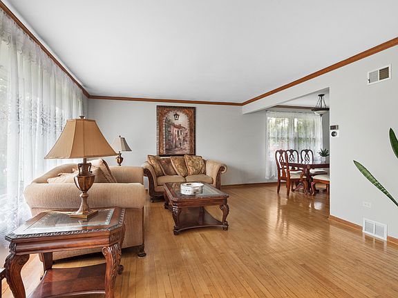 3rd image of 14160 Somerset Ct