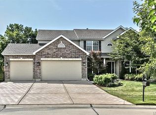 5854 Hidden Creek Dr, Saint Charles, MO 63304