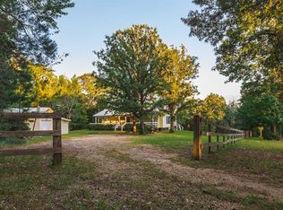 418 Hackberry Ln N, Brookeland, TX 75931