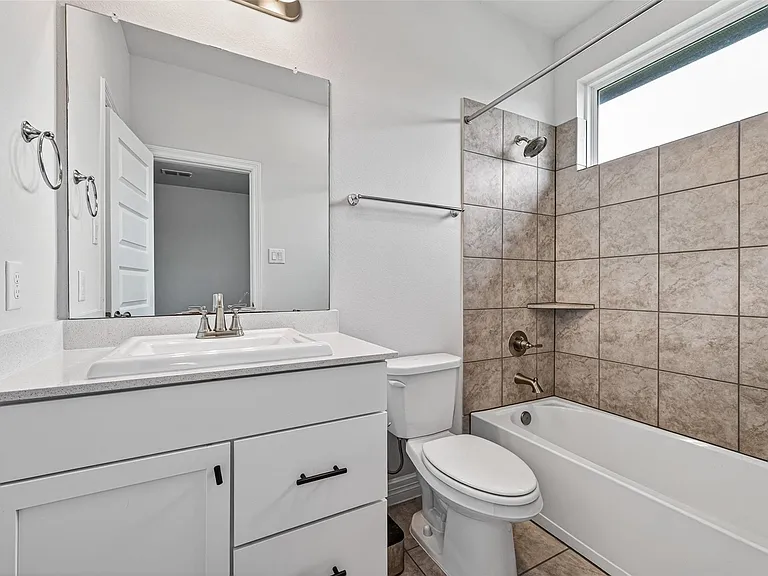 6602 Albany Forest Ct — Photo 39
