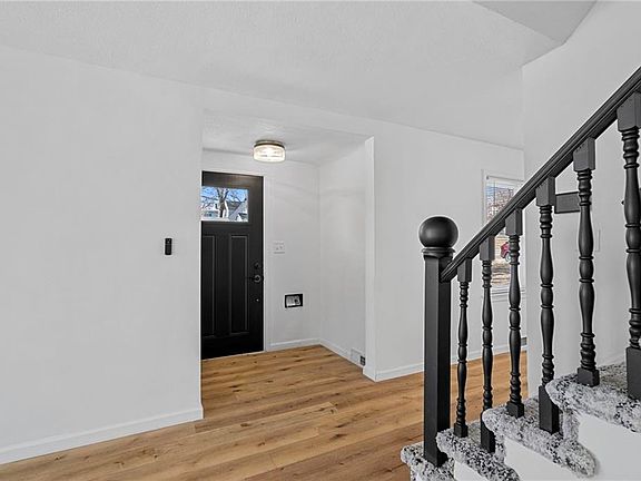 5th image of 6531 Holmes Rd