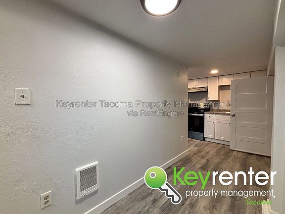 3rd image of 5211 S K St