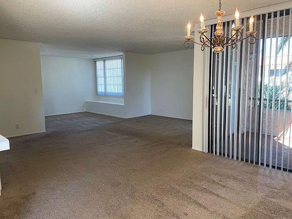 5th image of 11747 Darlington Ave APT 201