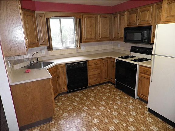 5th image of 223 Duquesne Ave