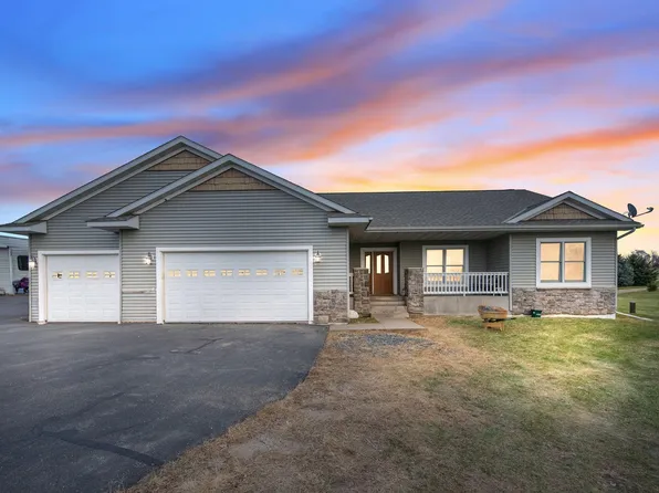 787 154th St, Roberts, WI 54023