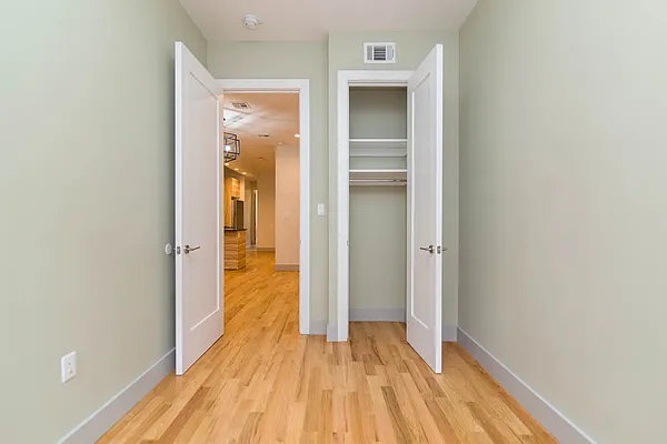 Rented by Nooklyn NYC LLC | media 63