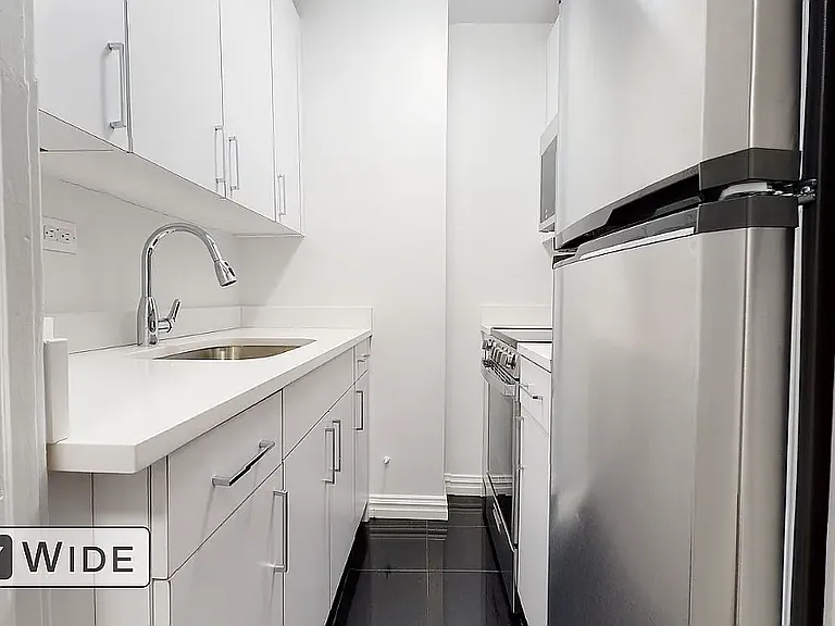 145 W 55th St #8E — Photo 5