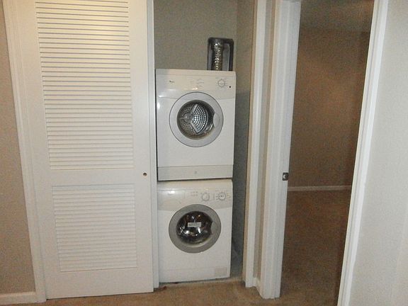 4th image of 575 Oakleaf Plantation Pkwy Unit 402
