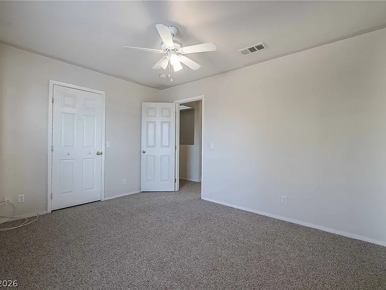 2815 Dawn Crossing Dr — Photo 17
