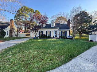 7327 Carrbridge Ln, Charlotte, NC 28226