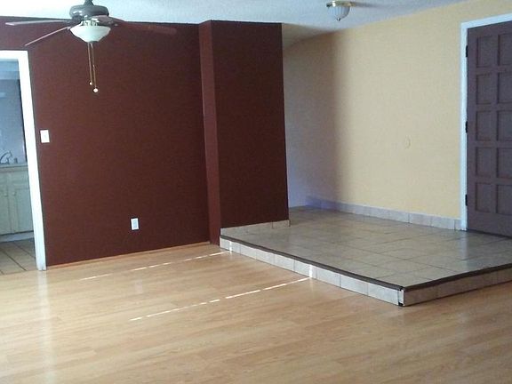 5th image of 9509 La Playa St NE