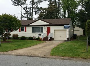 5477 Shadowwood Dr, Virginia Beach, VA 23455