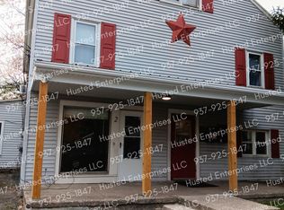 160 4th Ave APT 2, Springfield, OH 45505