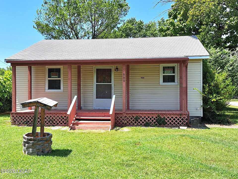 1st image of 900 Mineral St