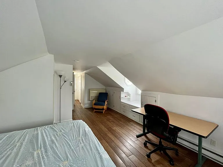 102 N Pier St — Photo 16