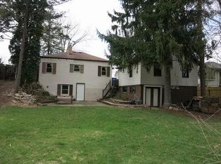 1111 N 2nd St, Watertown, WI 53098