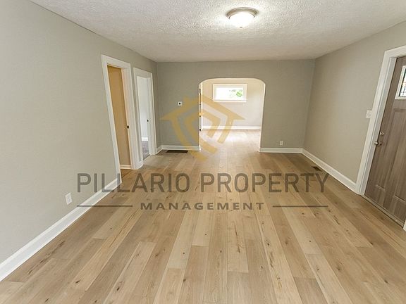 5th image of 2610 Brookside Parkway North Dr